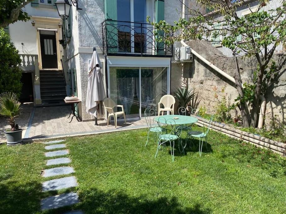 Charmant Studio Avec Jardin Avignon Ngoại thất bức ảnh